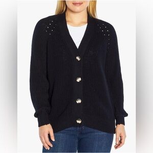 GAP Women's Button-Up Relaxed Fit Black Cardigan with Shoulder Stitch